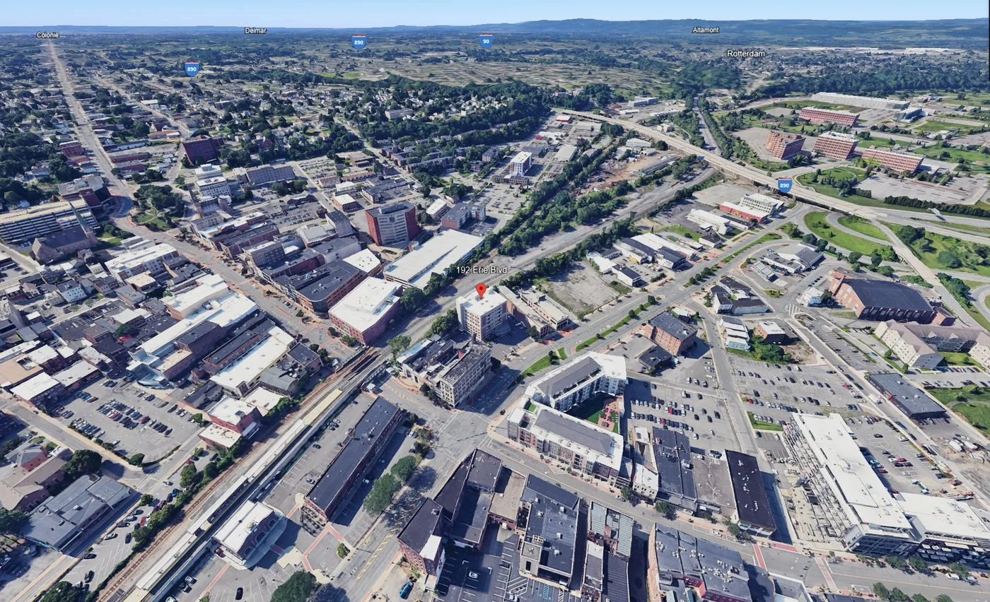 Photo-2 of 192 Erie Blvd, Schenectady, NY 12305