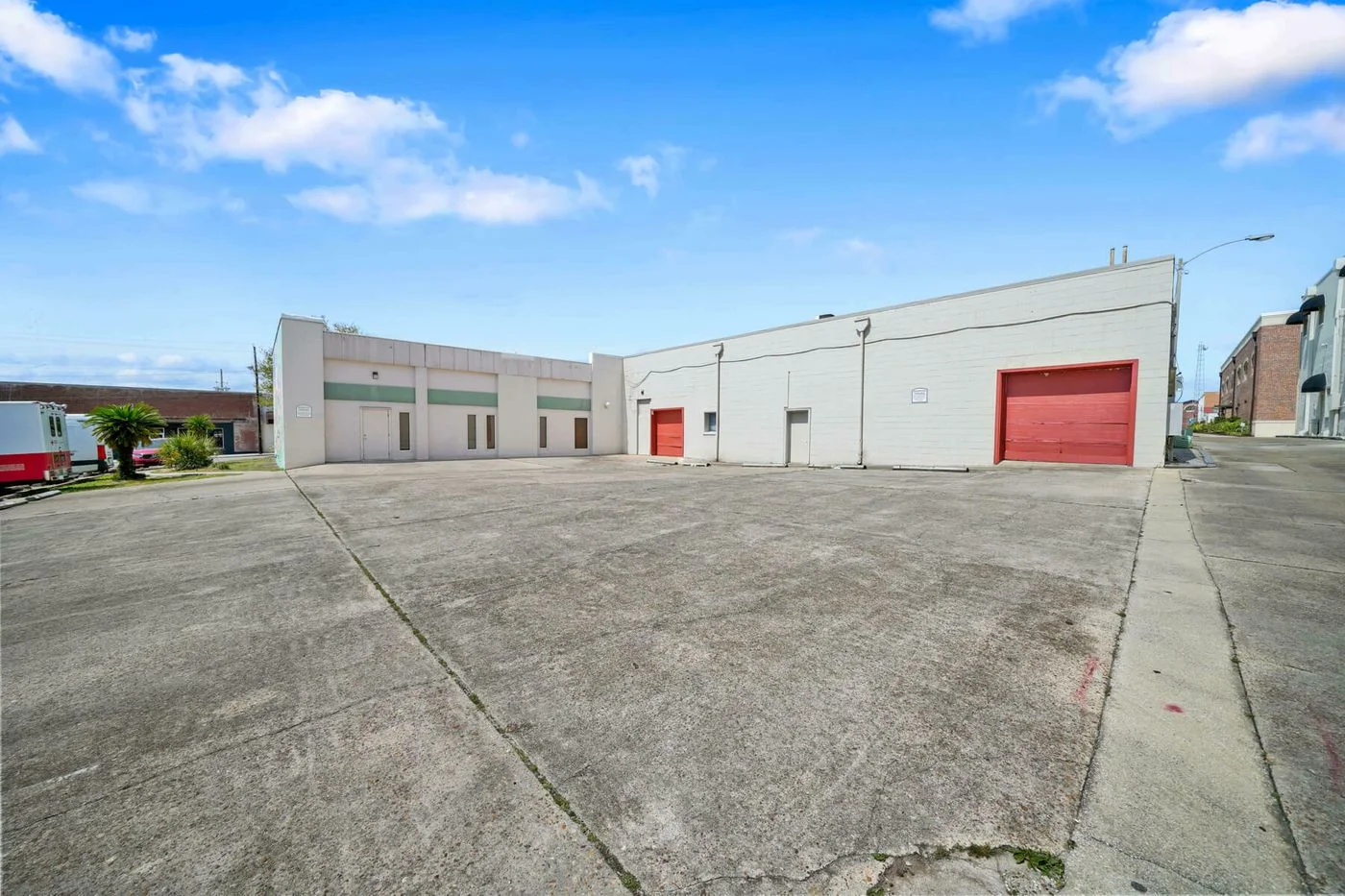 Photo 3 of 101 W 5th St, Panama City, FL 32401