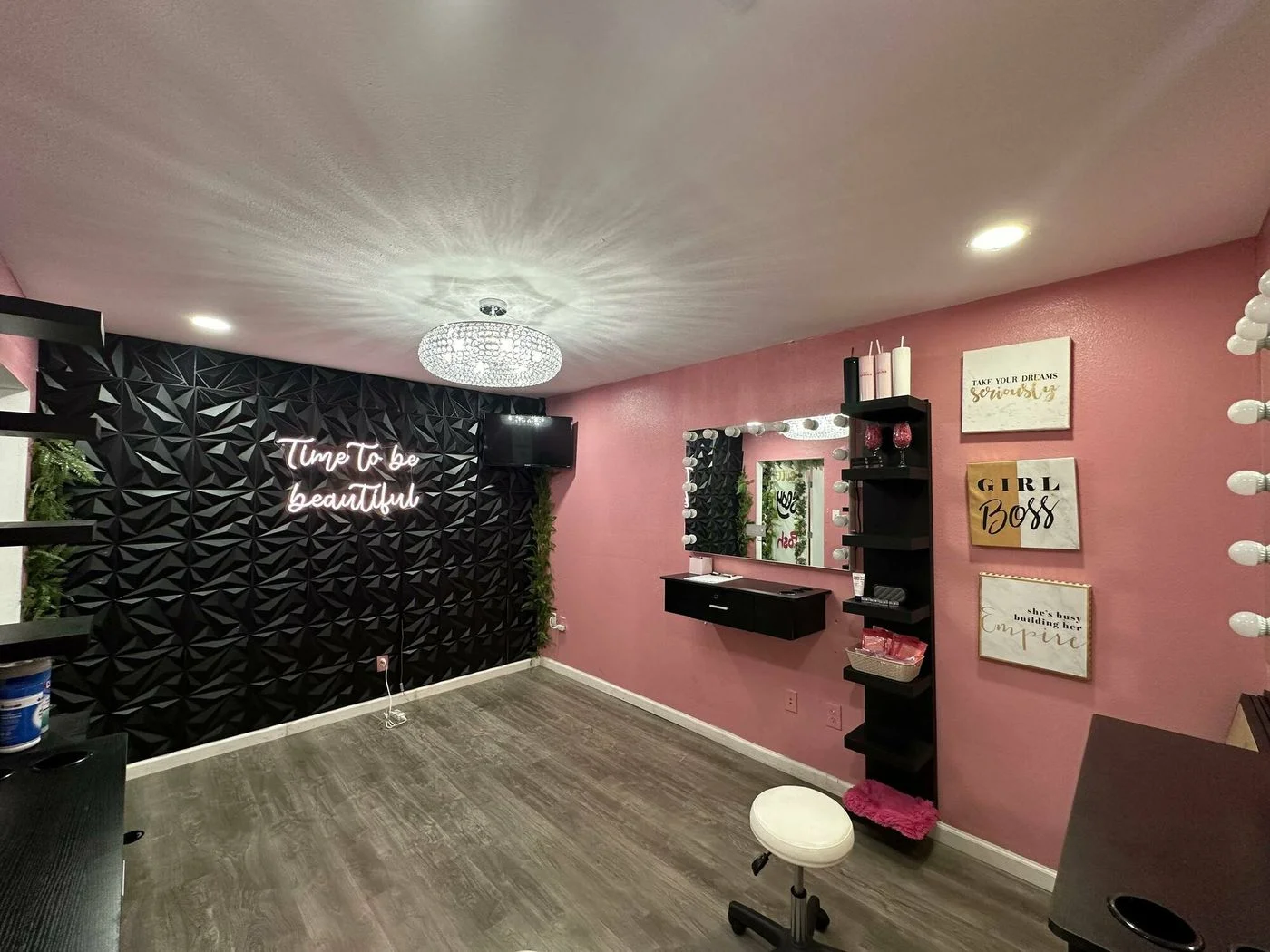 Photo-3 of 1186 W Pioneer Pkwy, Arlington, TX 76013