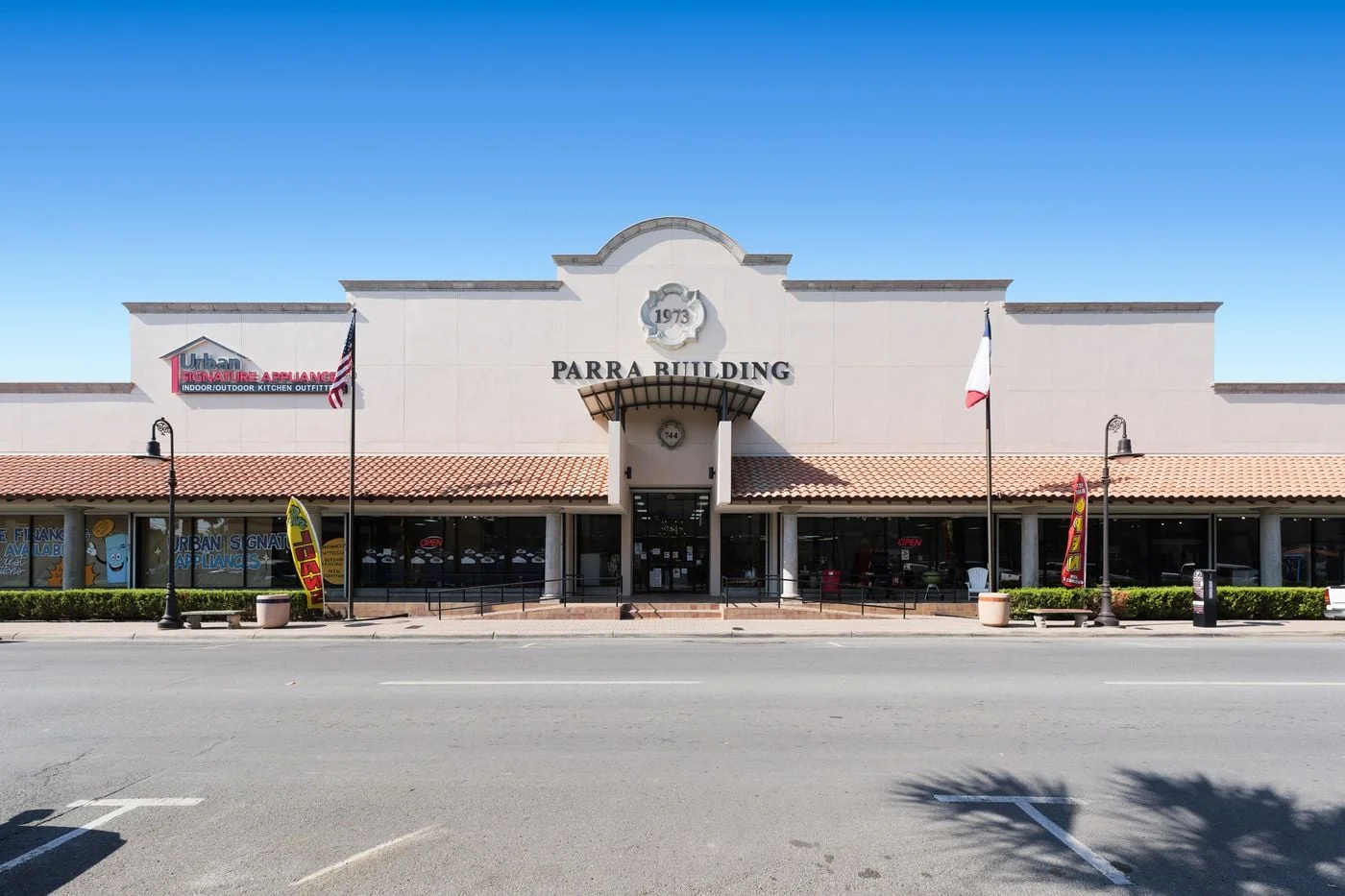 Photo 1 of 744 E Washington St, Brownsville, TX 78520