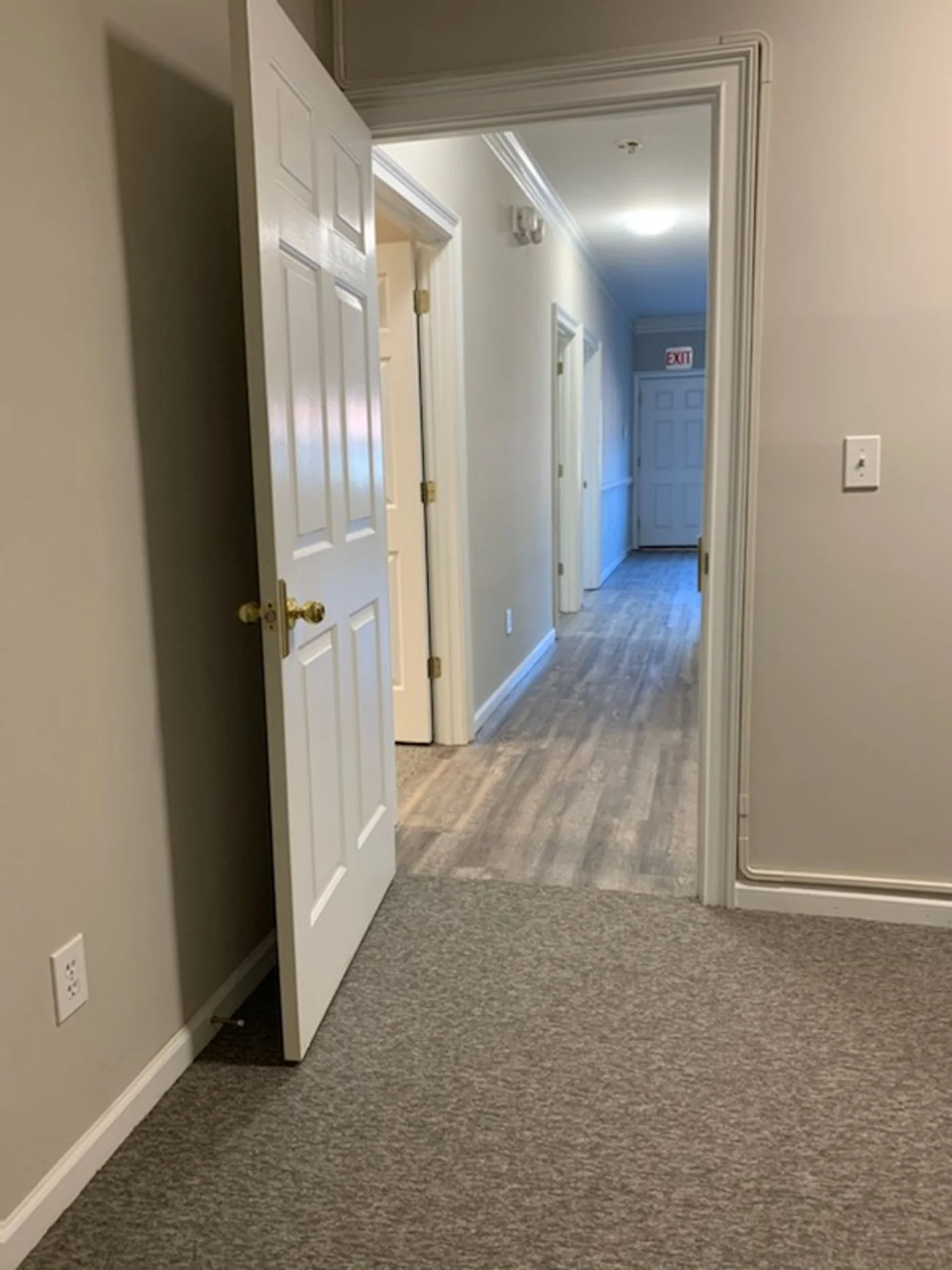 Photo-3 of 4595 Towne Lake Pkwy, Woodstock, GA 30189