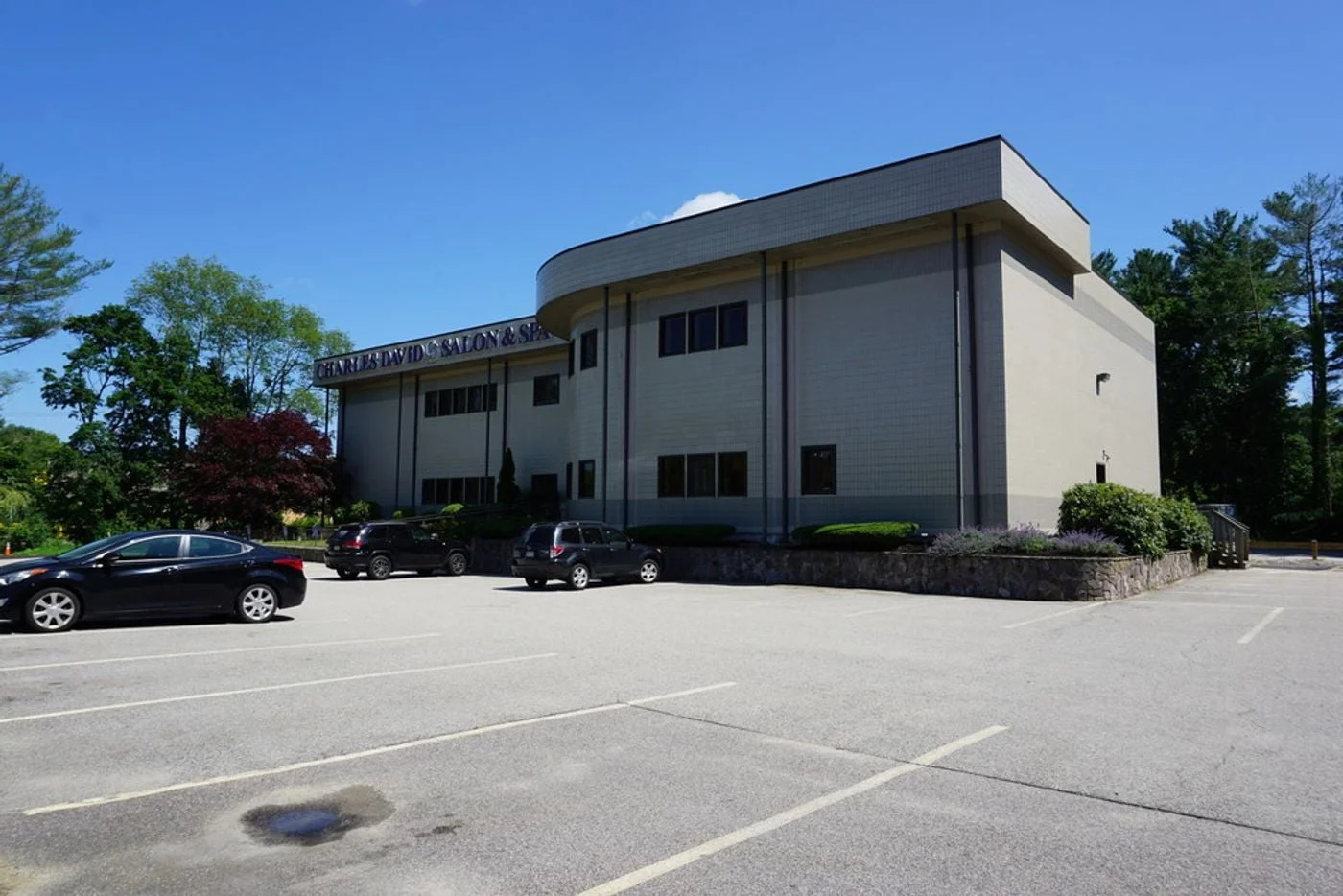 Photo 2 of 222 Webster St, Hanover, MA 02339