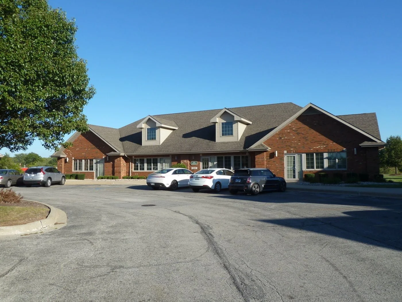 Photo 2 of 16113 La Salle St, South Holland, IL 60473