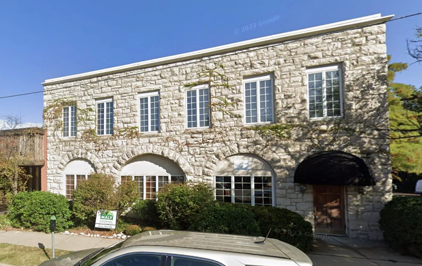 Photo 1 of 903 E Ash St, Columbia, MO 65201