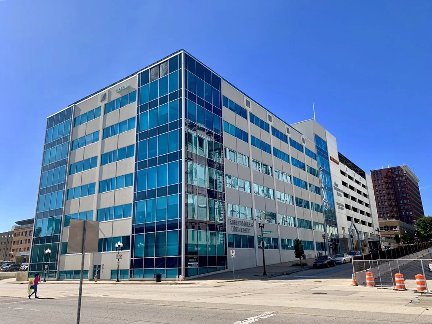 Photo-1 of 211 Fulton St, Peoria, IL 61602