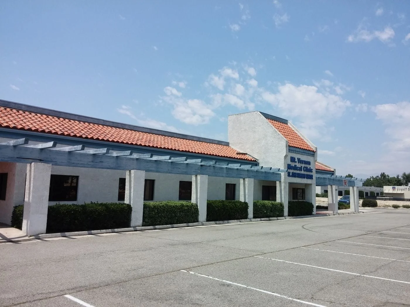 Photo 1 of 1023 S Mount Vernon Ave, Colton, CA 92324