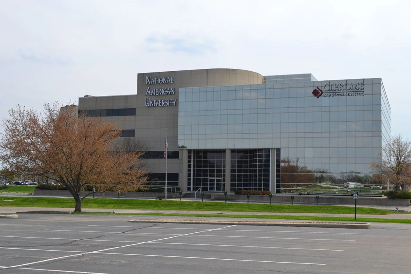 Photo-2 of 3600 Woodview Trce, Indianapolis, IN 46268