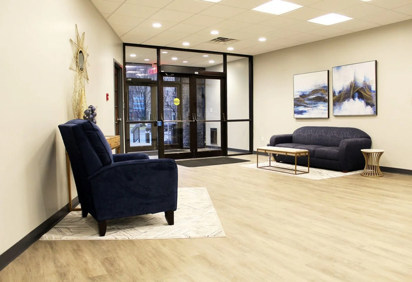 Photo 1 of 4755 Kingsway Dr, Indianapolis, IN 46205