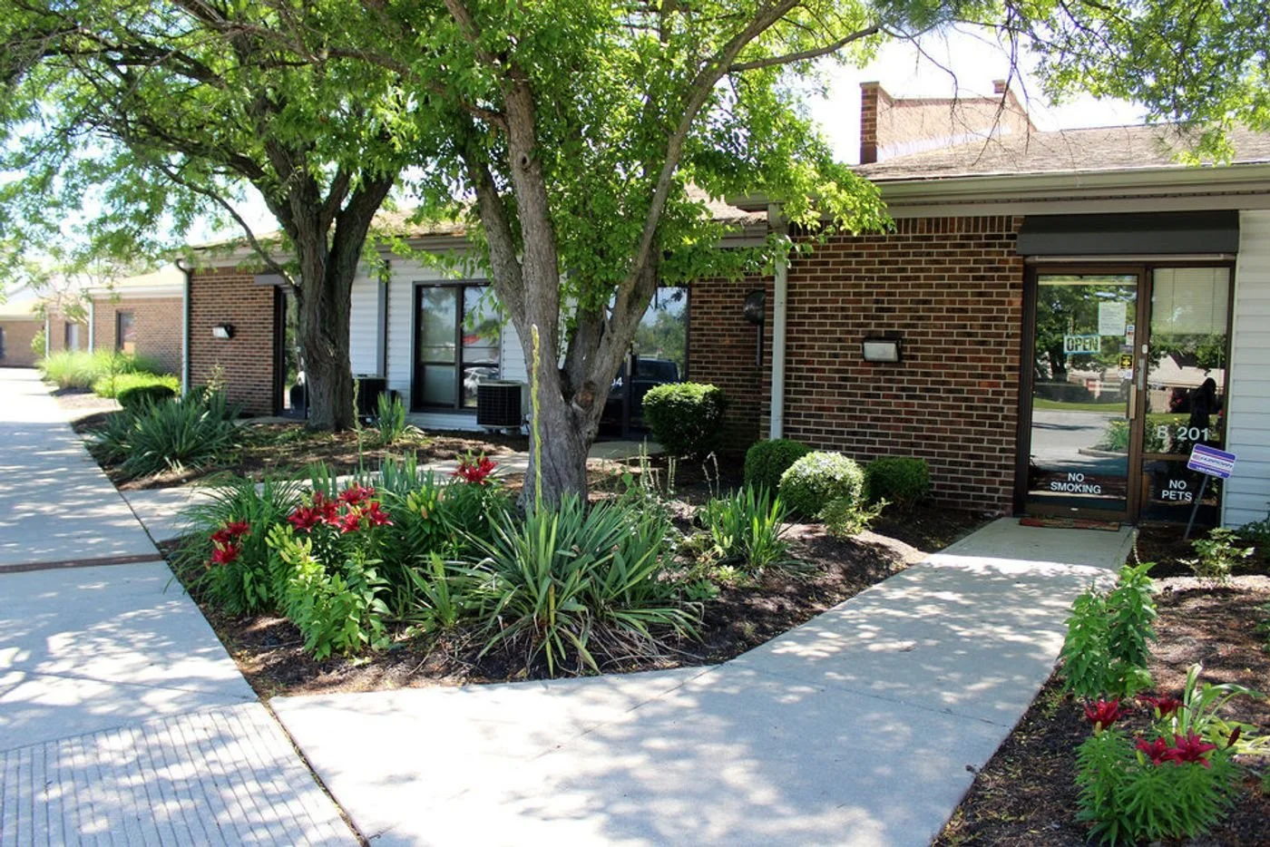 Photo-3 of 6801 Lake Plaza Dr, Indianapolis, IN 46220