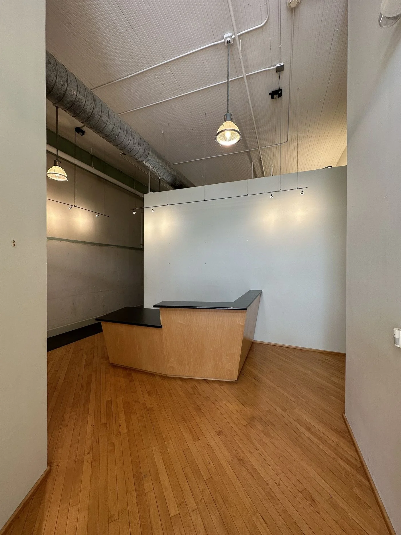 Photo 2 of 129B S President St, Jackson, MS 39201