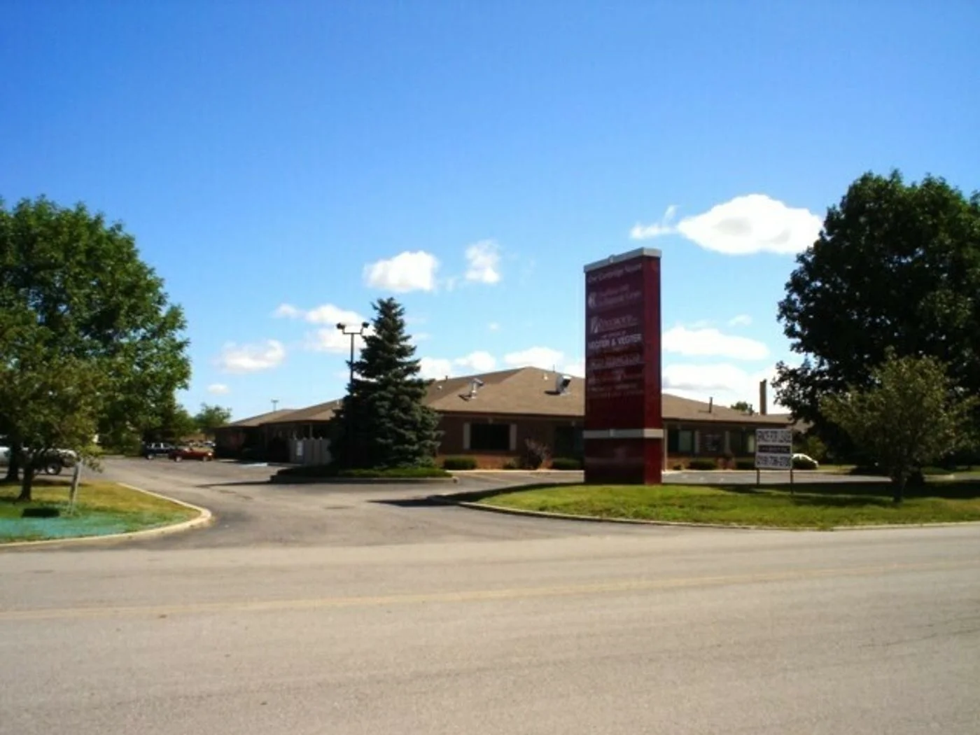 Photo 3 of 120 E 90th Dr, Merrillville, IN 46410