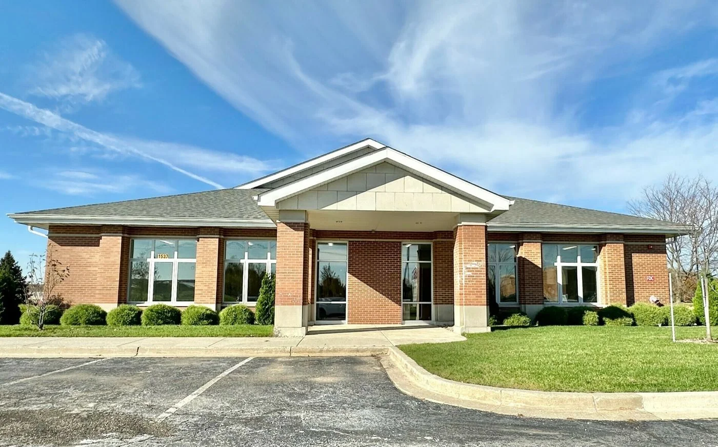 Photo 1 of 1541 S Court St, Crown Point, IN 46307