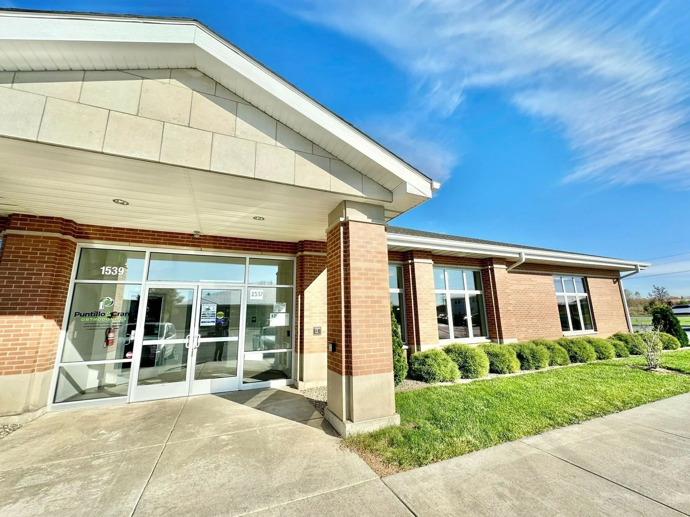 Photo 2 of 1541 S Court St, Crown Point, IN 46307