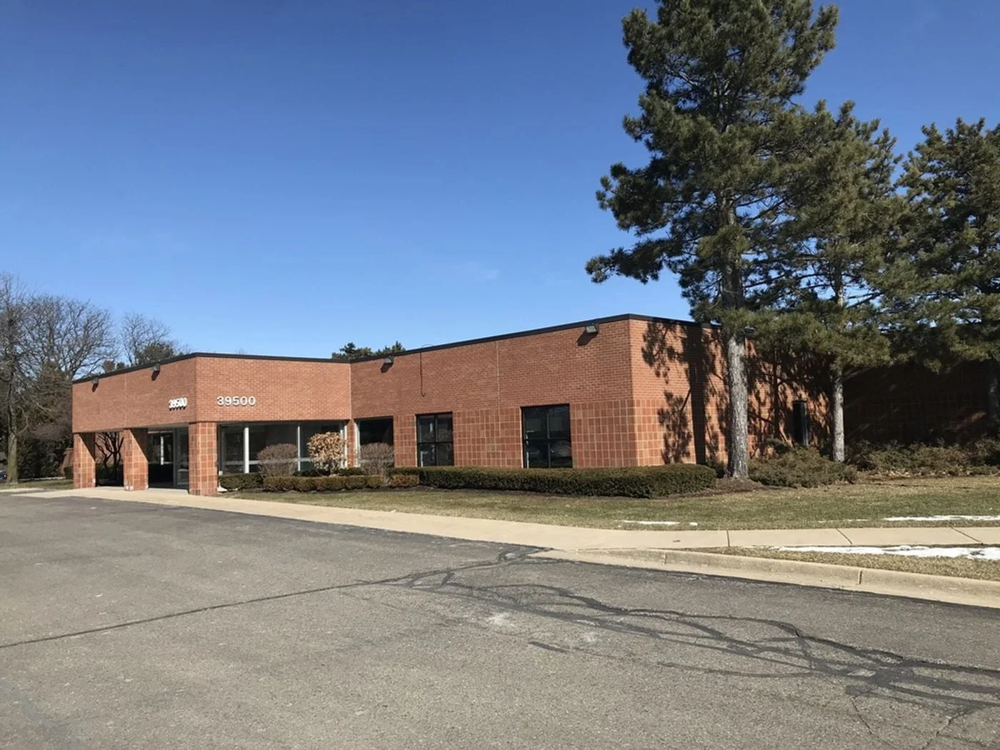 Photo 2 of 39500 W 10 Mile Rd, Novi, MI 48375