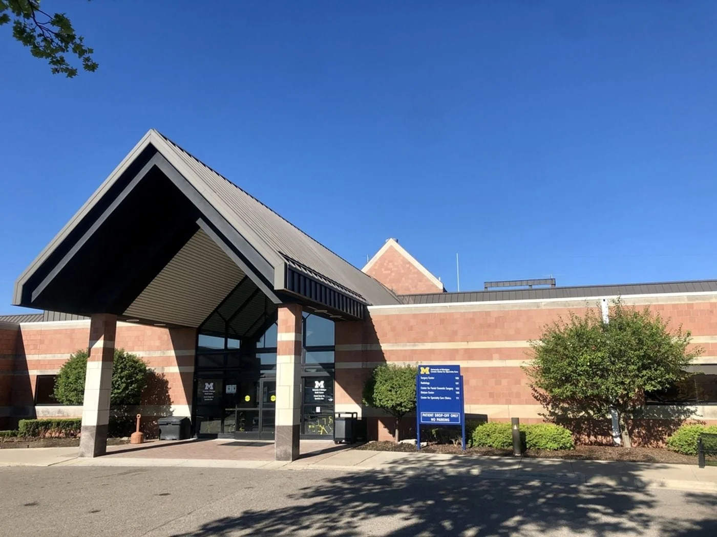 Photo 1 of 19900 Haggerty Rd, Livonia, MI 48152