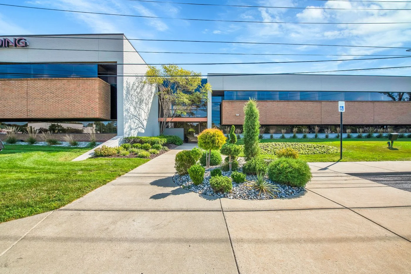 Photo-2 of 23800 Orchard Lake Rd, Farmington Hills, MI 48336