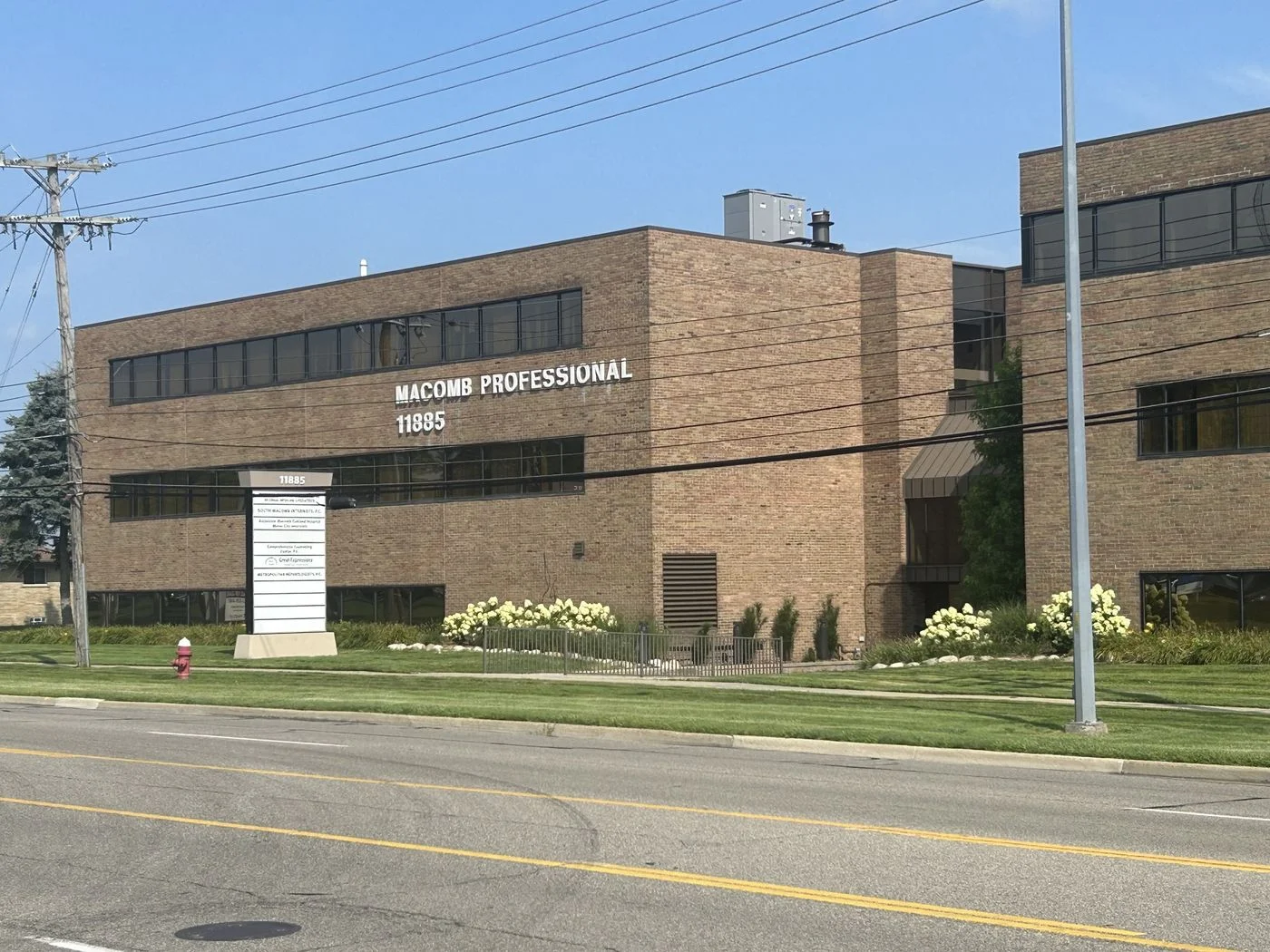 Photo-2 of 11885 E 12 Mile Rd, Warren, MI 48093
