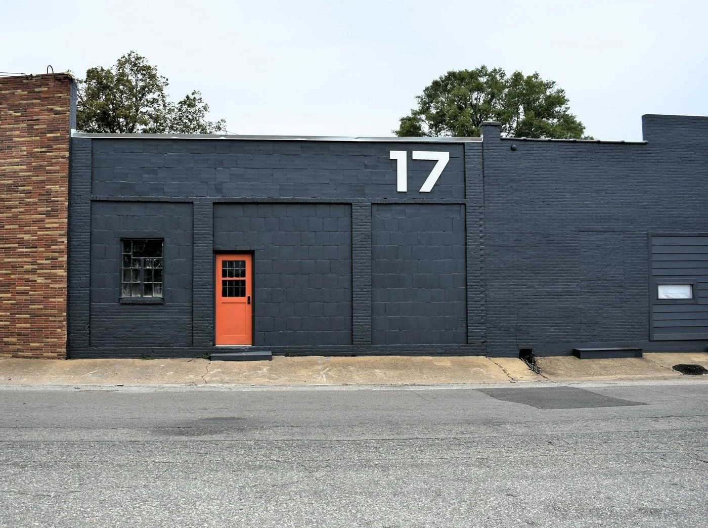 Photo 1 of 17 E Railroad St, Montgomery, AL 36104