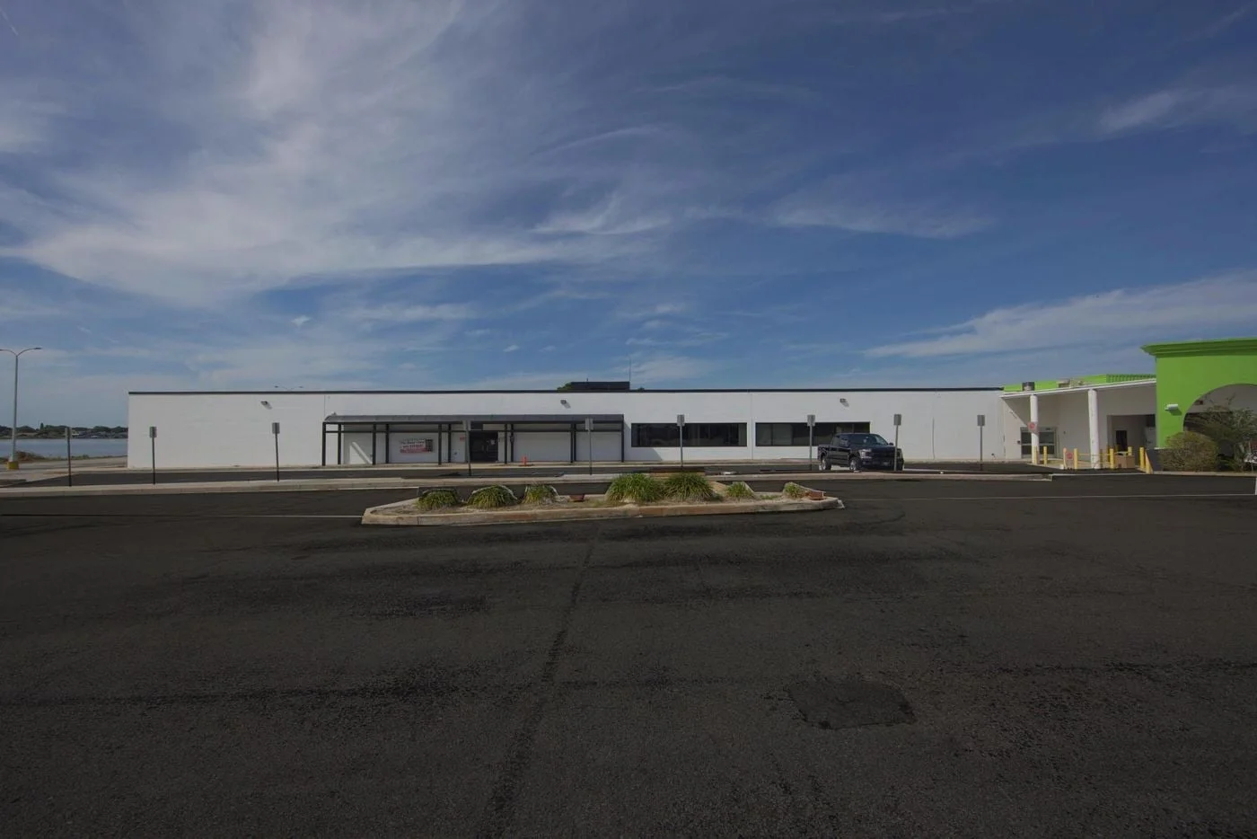 Photo 3 of 3425 Lake Alfred Rd, Winter Haven, FL 33881