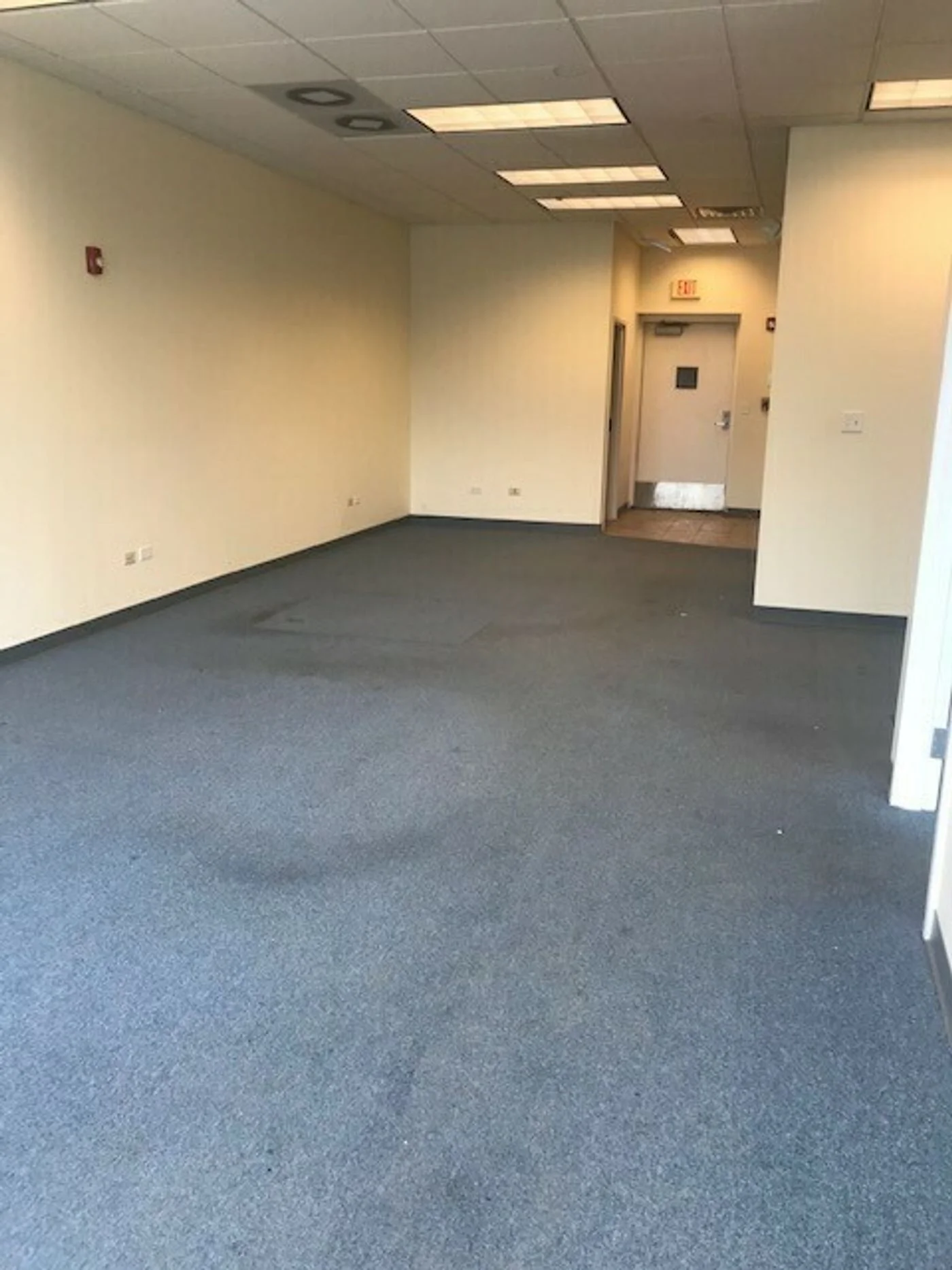 Photo 3 of 99 E Palatine Rd, Prospect Heights, IL 60070