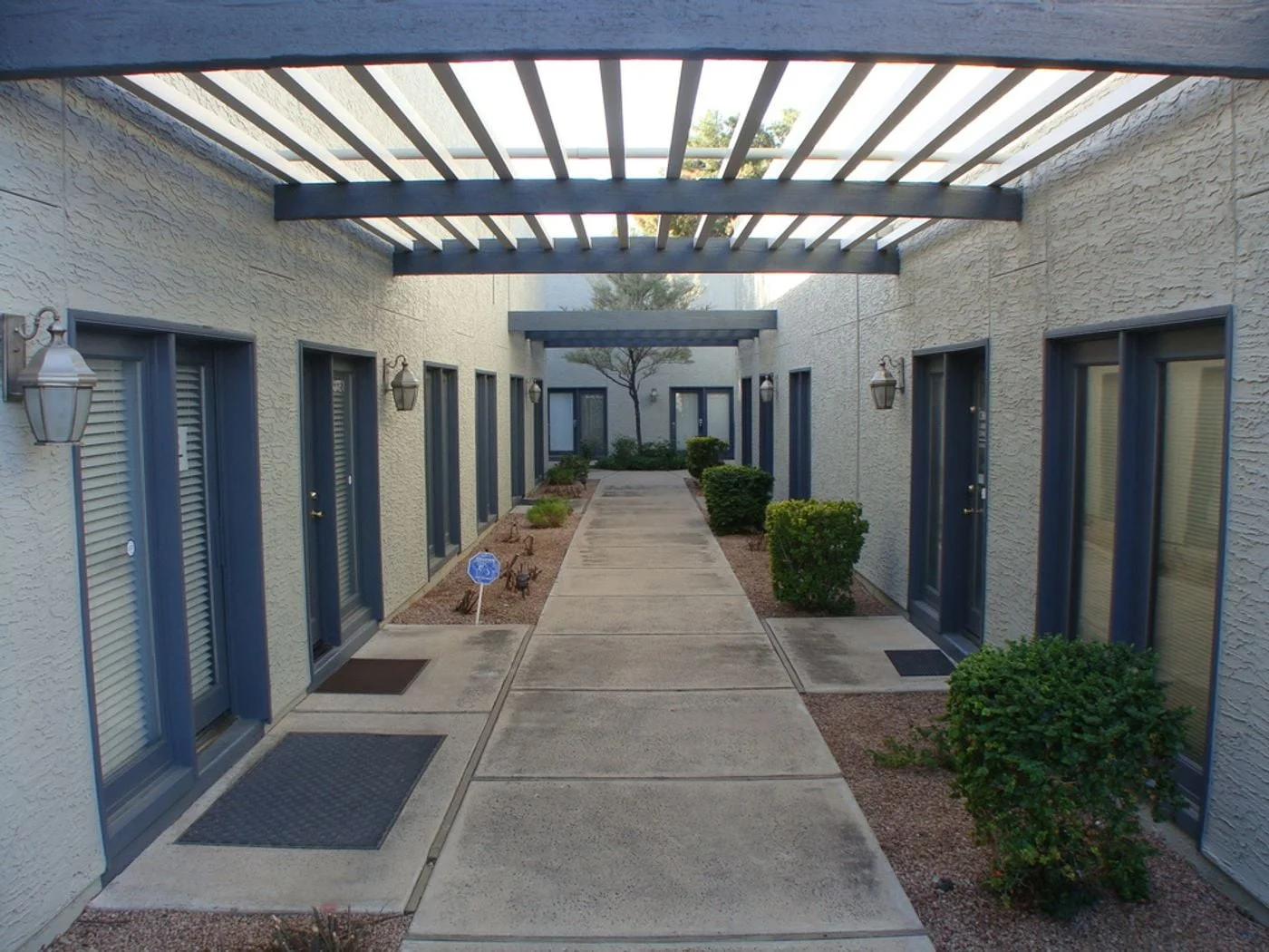 Photo 3 of 4535 S Lakeshore Dr, Tempe, AZ 85282