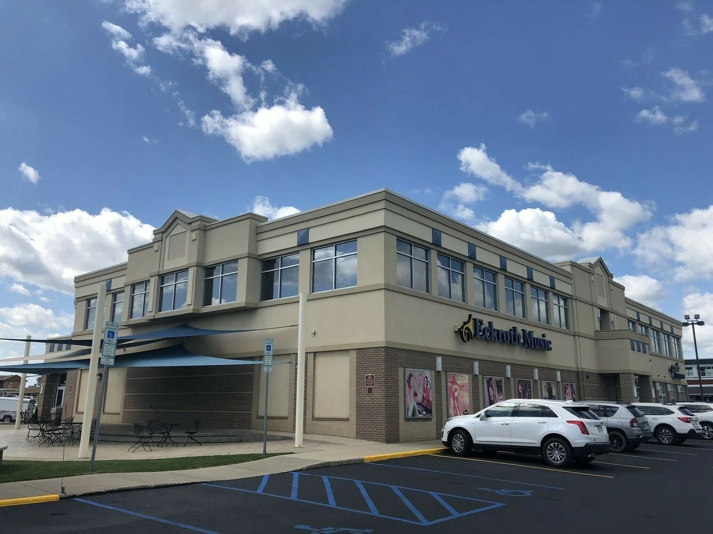 Photo 1 of 1655 N Grandview Ln Ste 106, Bismarck, ND 58503