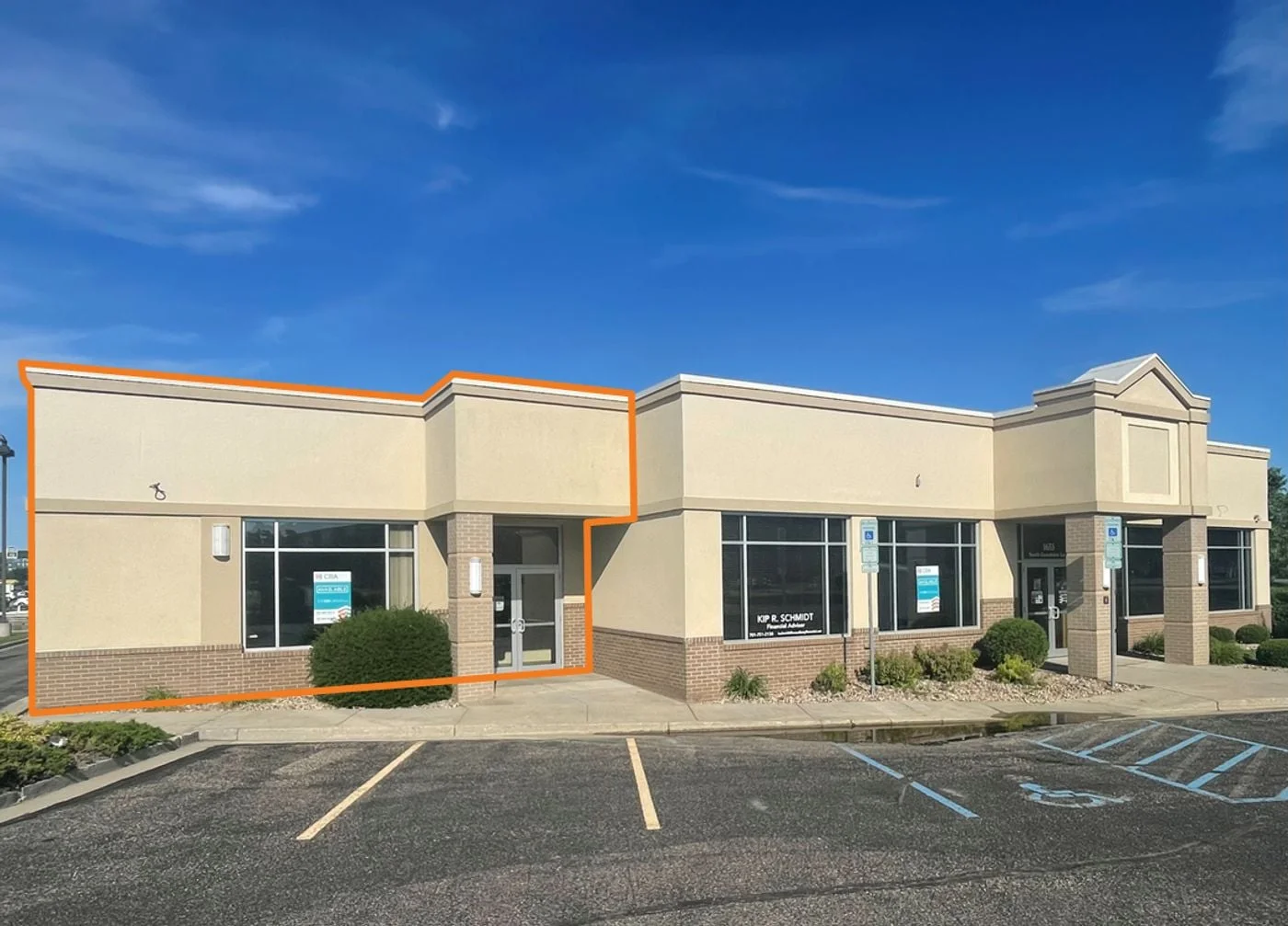 Photo 2 of 1655 N Grandview Ln Ste 106, Bismarck, ND 58503