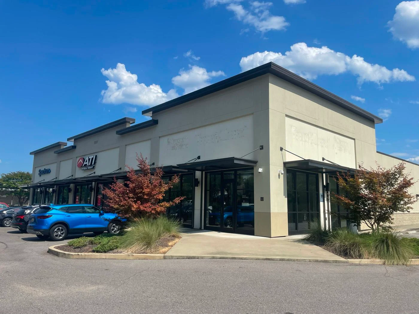 Photo 2 of 1337 Montclair Rd, Irondale, AL 35210