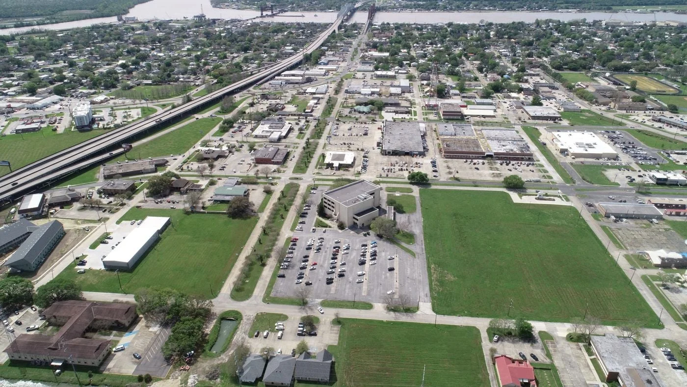 Photo 2 of 1201 Brashear Ave, Morgan City, LA 70380