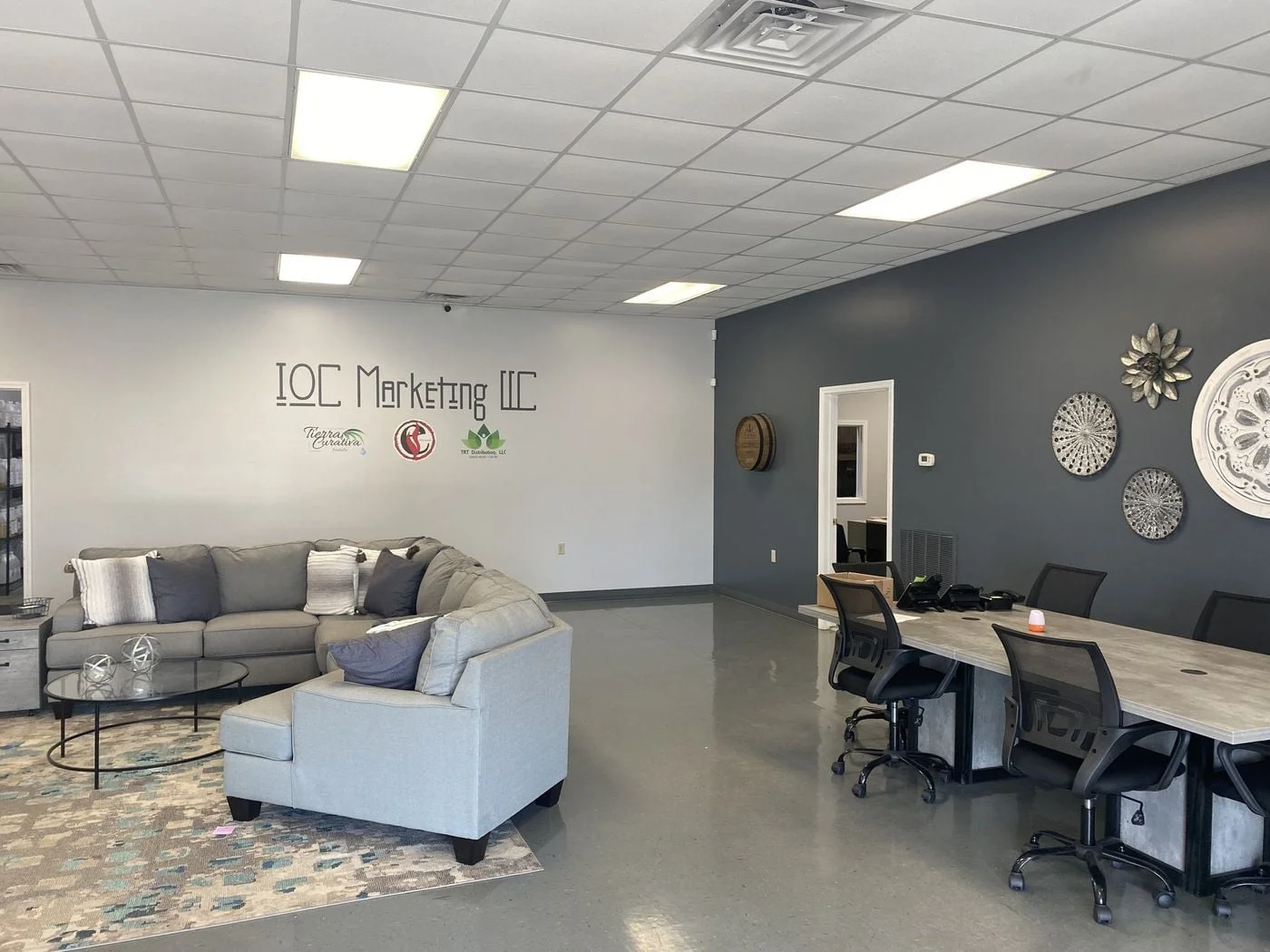 Photo 2 of 2400 Grimes Ave, Owensboro, KY 42303