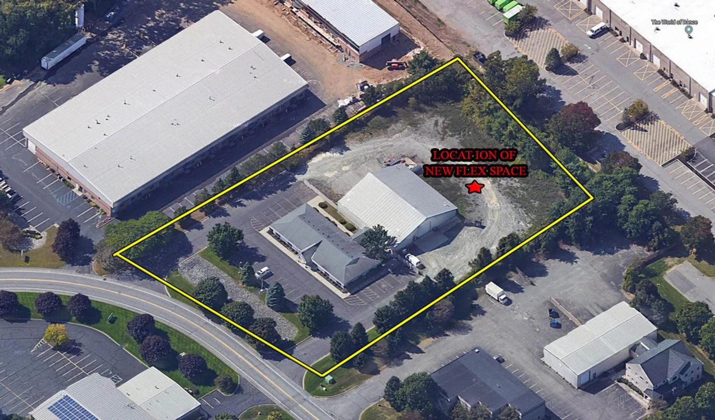 Photo 2 of 14 Petra Ln, Albany, NY 12205