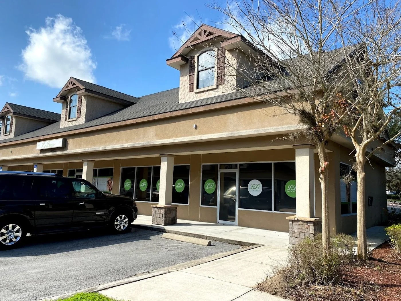 Photo 2 of 4620 E Silver Springs Blvd, Ocala, FL 34470