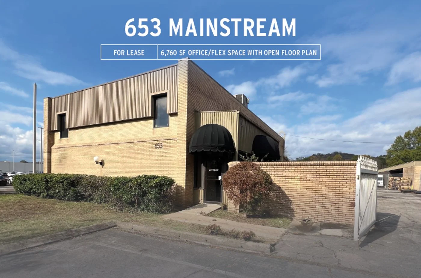 Photo 1 of 653 Mainstream Dr, Nashville, TN 37228