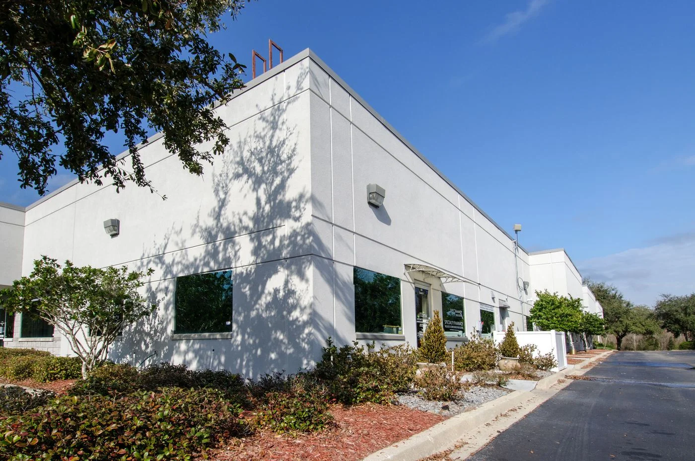 Photo 3 of 6820 Southpoint Pkwy, Jacksonville, FL 32216