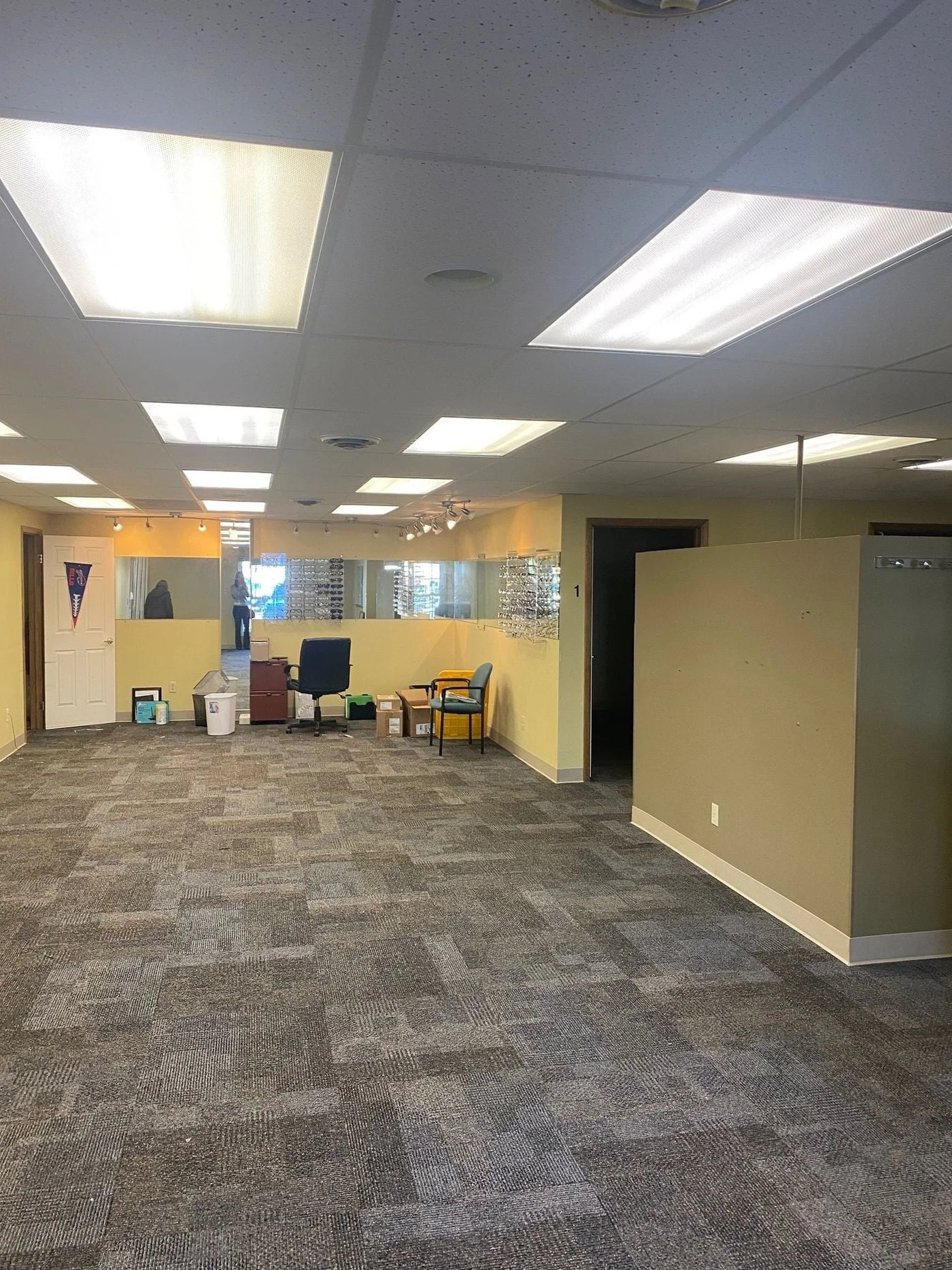 Photo 2 of 4245 Union Rd, Buffalo, NY 14225