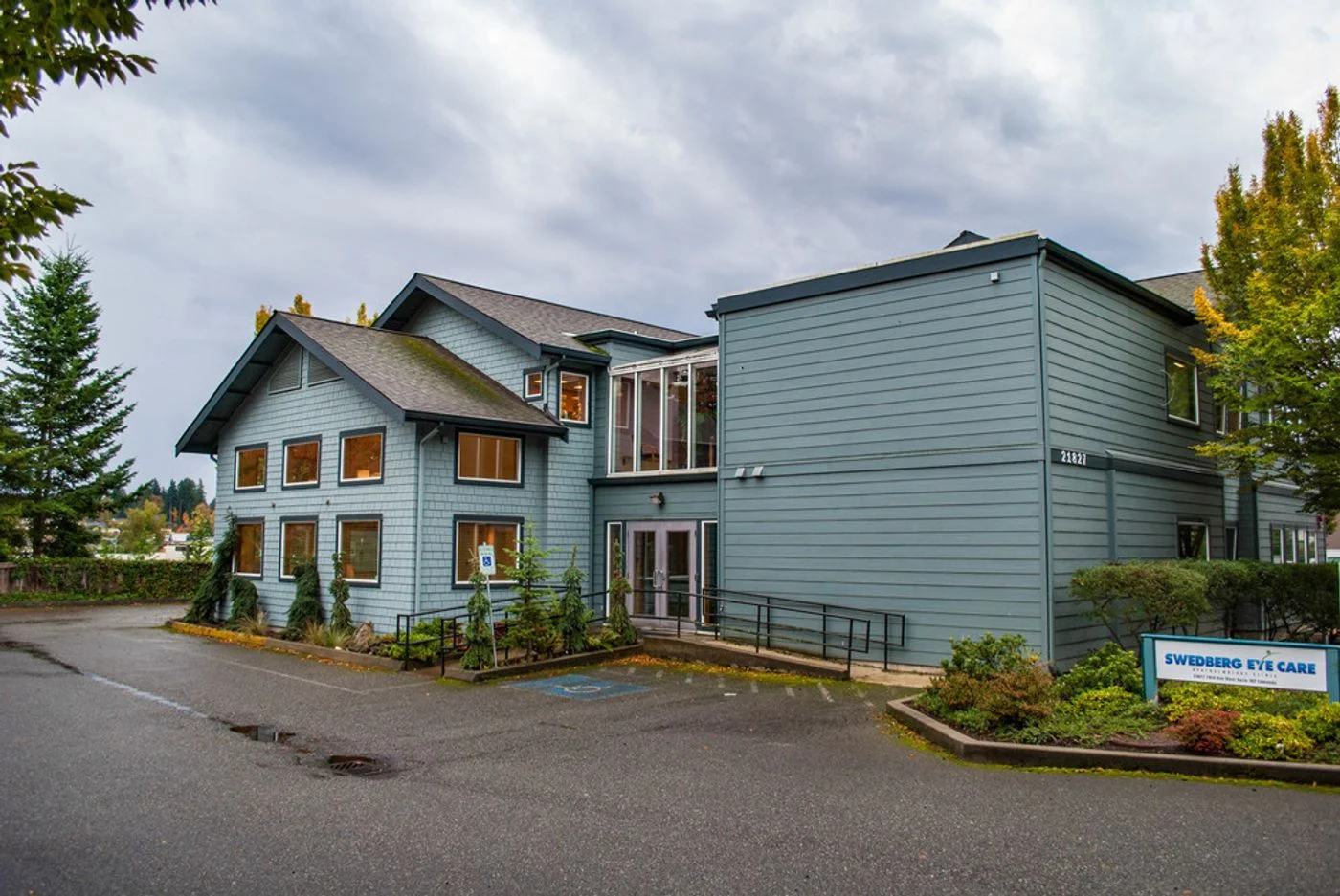 Photo 2 of 21827 76th Ave W, Edmonds, WA 98026