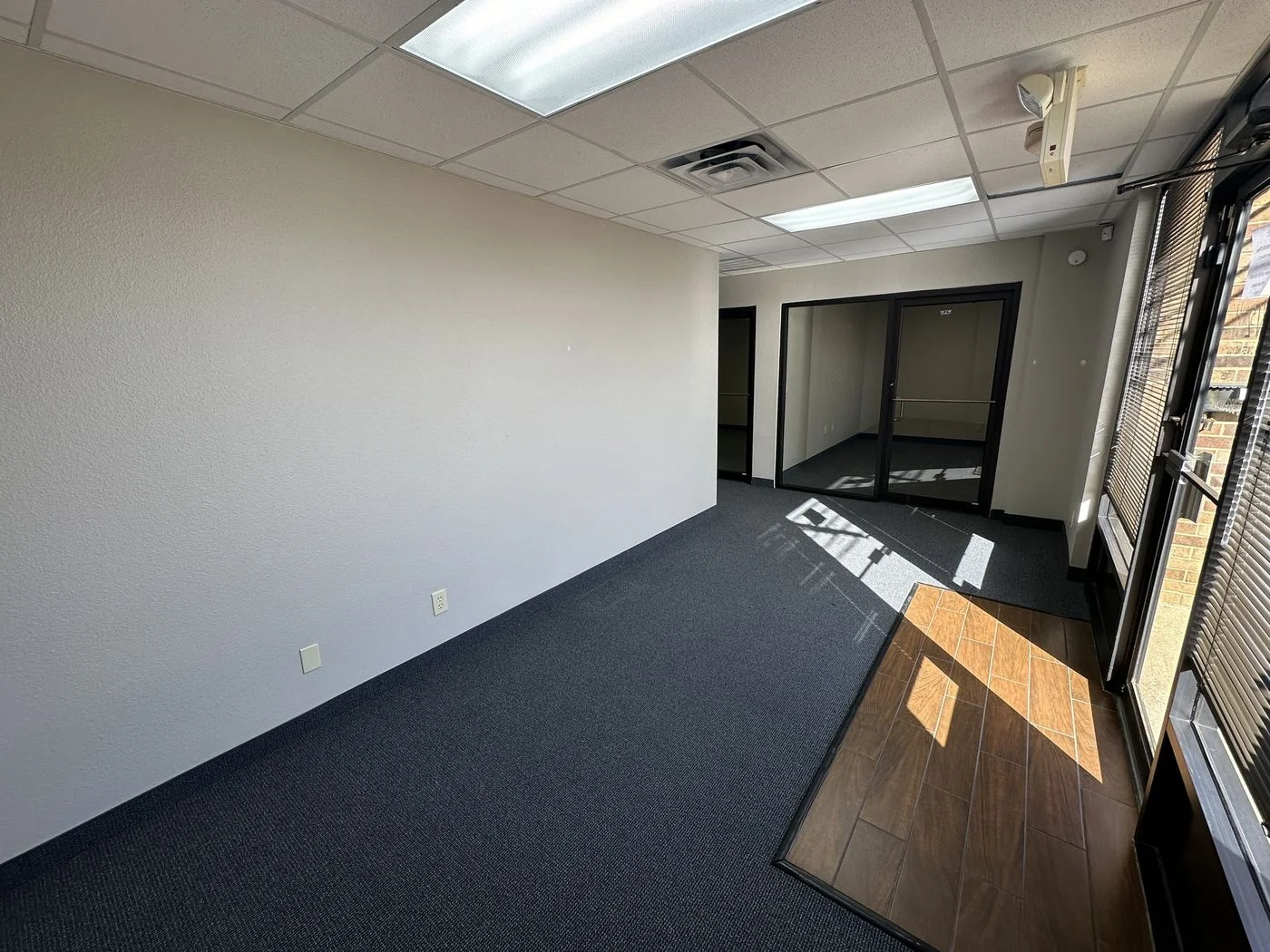 Photo-3 of 521-531 N Locust Street, Denton, TX 76201