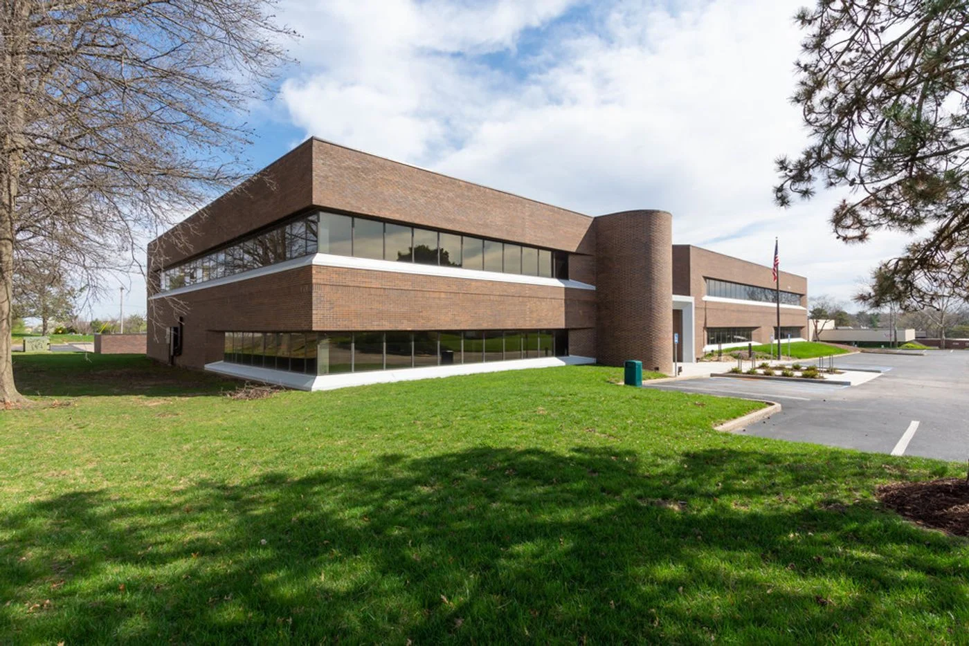 Photo 1 of 11789 Borman Dr, Saint Louis, MO 63146