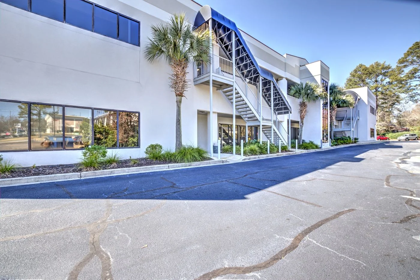 Photo 3 of 3321 Forest Dr, Columbia, SC 29204