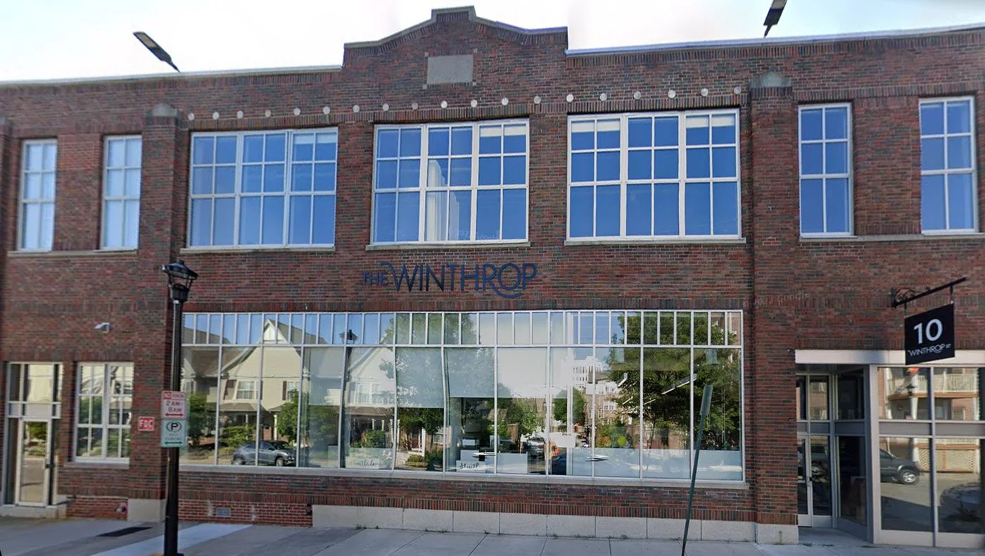 Photo 1 of 10 Winthrop St, Rochester, NY 14607