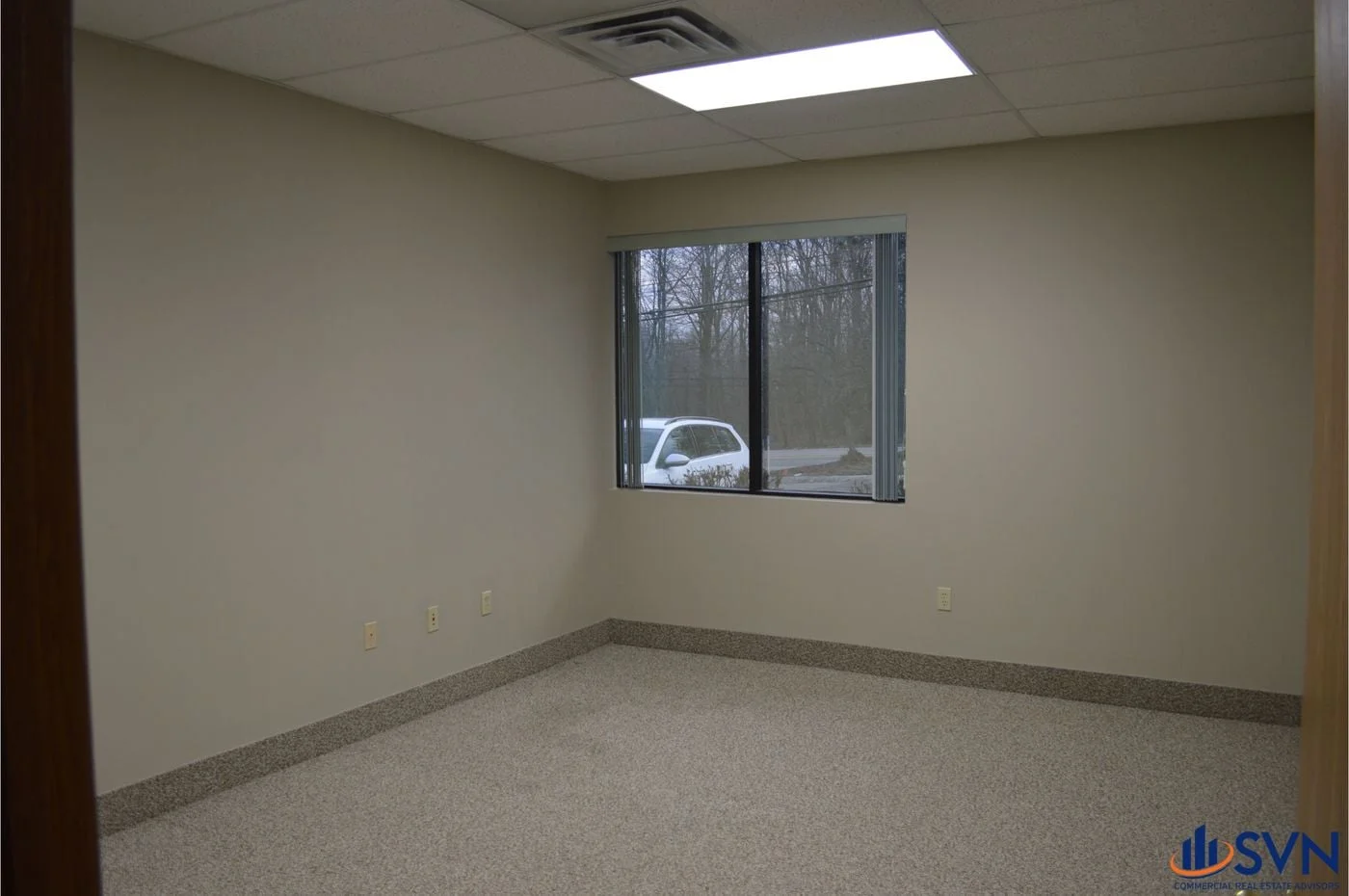 Photo 3 of 2307 E Aurora Rd, Twinsburg, OH 44087