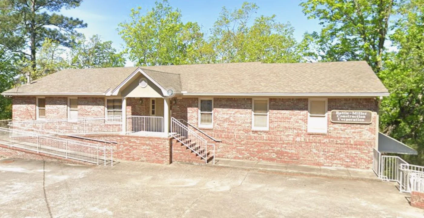 Photo-1 of 586 Shades Crest Rd, Hoover, AL 35226