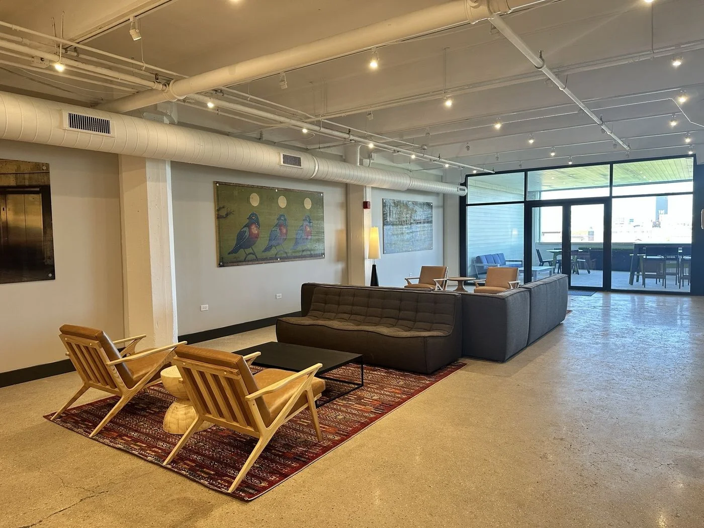 Photo 3 of 329 W 18th St, Chicago, IL 60616