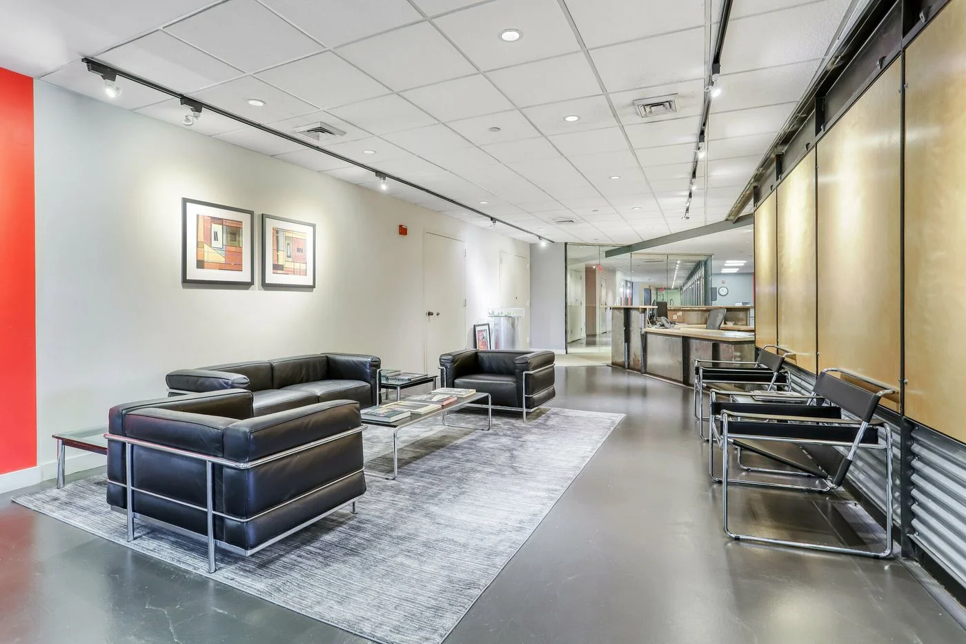 Photo 3 of 8001 Braddock Rd, Springfield, VA 22151