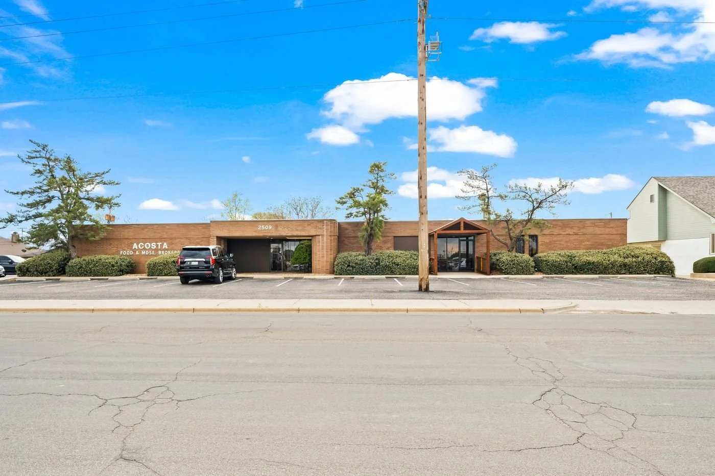 Photo-2 of 2509 74th St, Lubbock, TX 79423