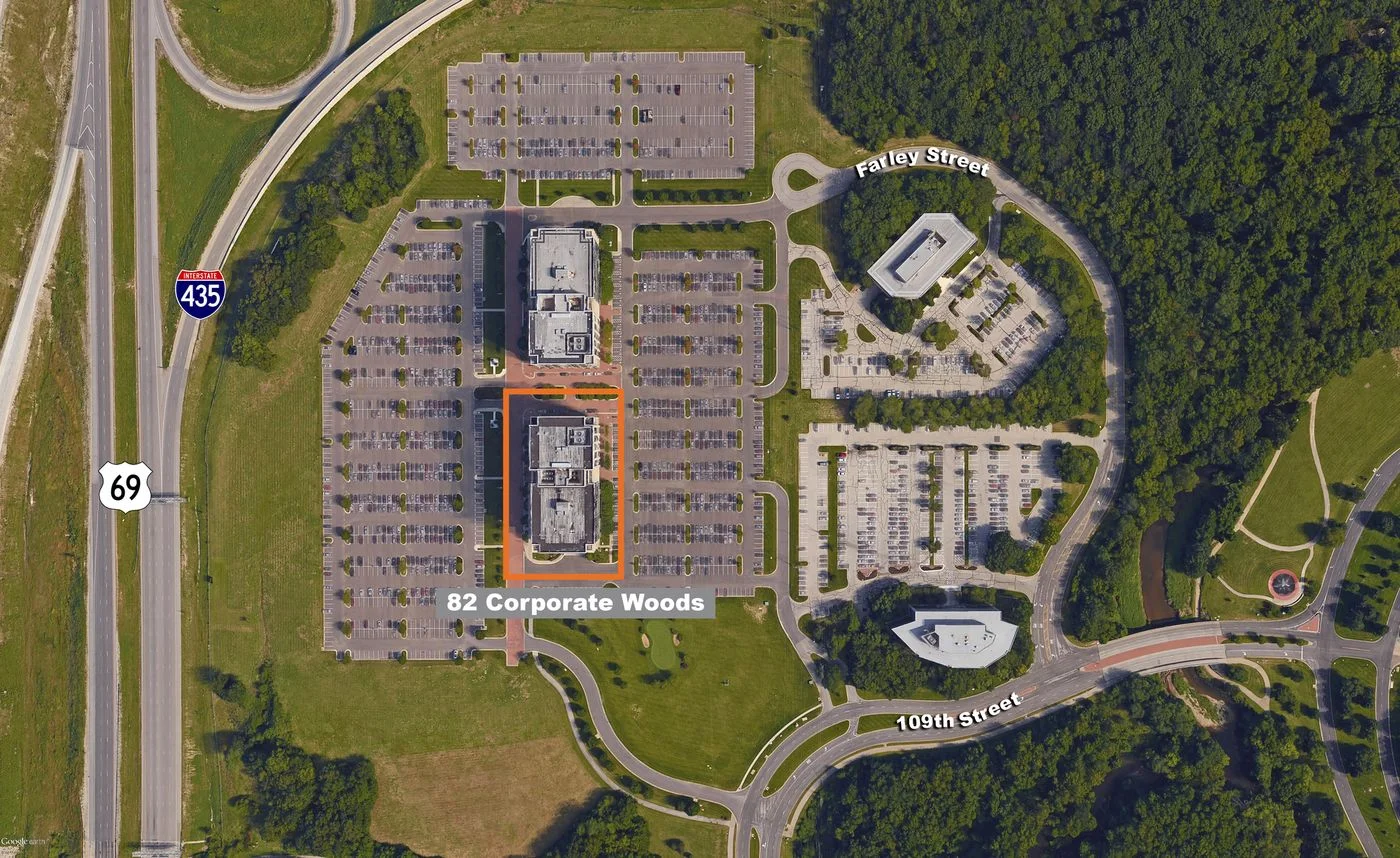 Photo 2 of 10851 Mastin St, Overland Park, KS 66210