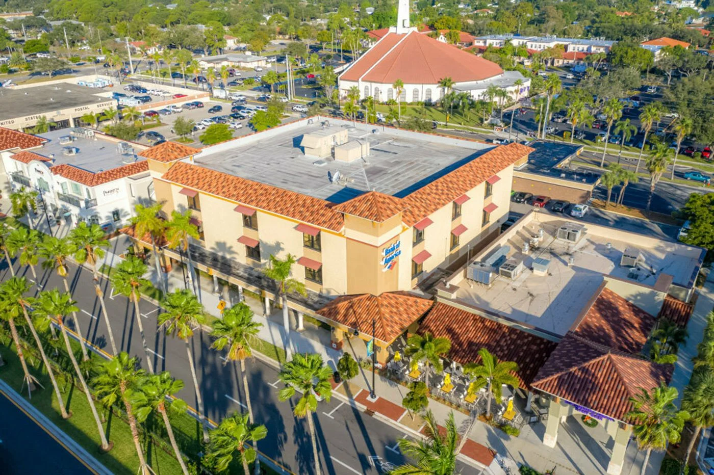 Photo-3 of 304 W Venice Ave, Venice, FL 34285