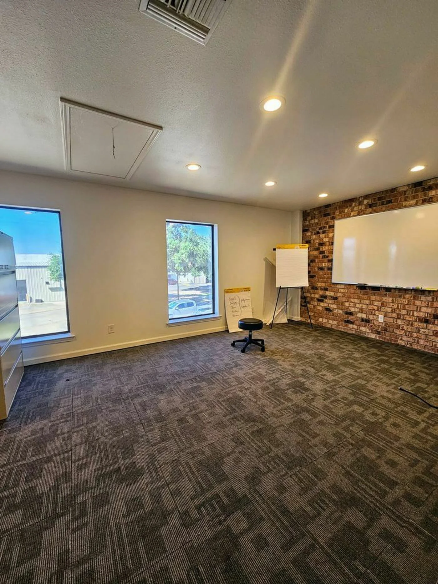 Photo 3 of 2315 N Woodlawn Ave Ste 200, Metairie, LA 70001