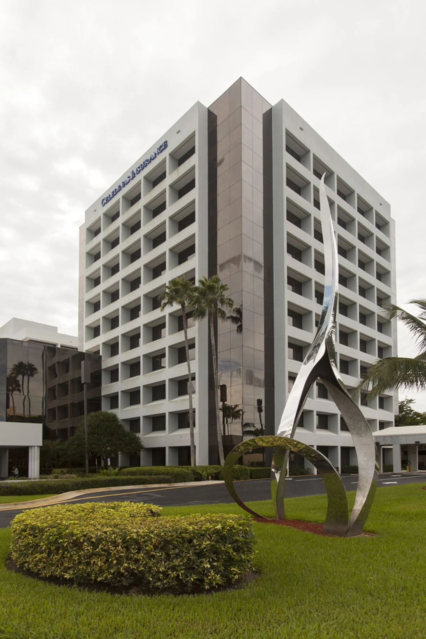 Photo 2 of 4400 Pga Blvd, Palm Beach Gardens, FL 33410