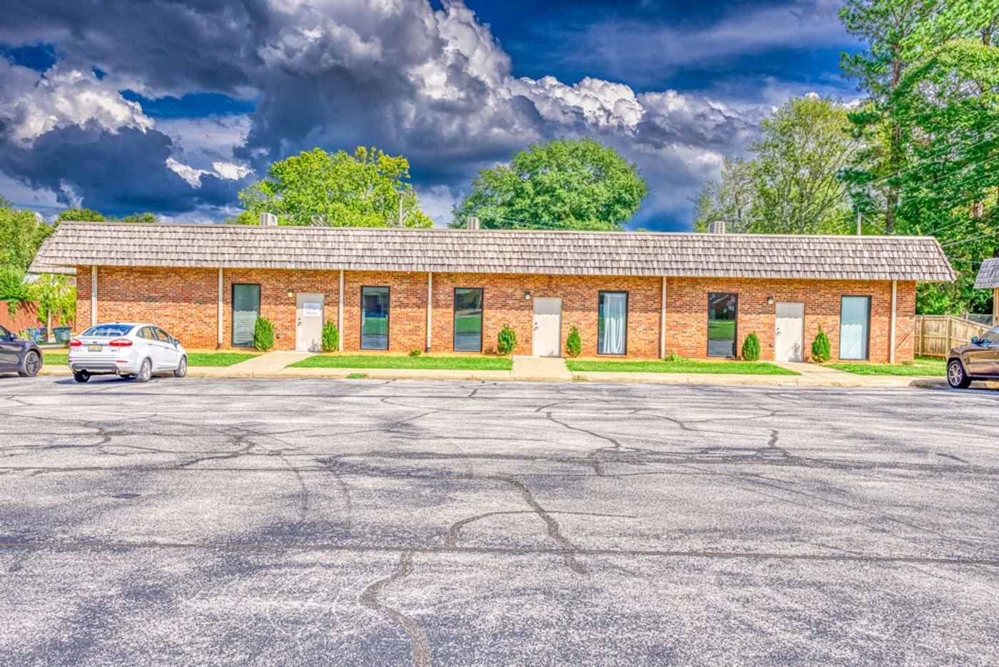 Photo 2 of 2222 Chisholm Rd, Florence, AL 35630